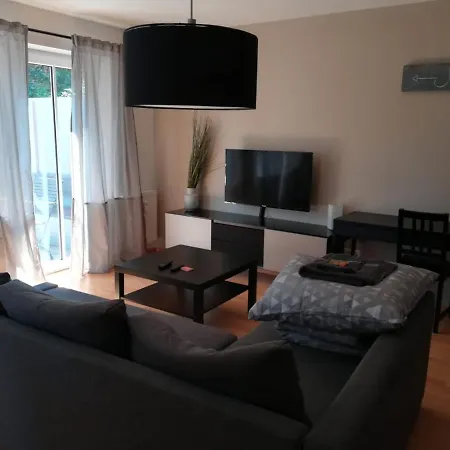 Central 65Qm Grosse Terrasse-Kueche-Netflix